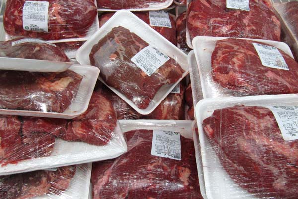 Chile cierra temporalmente el ingreso de carnes provenientes de Brasil