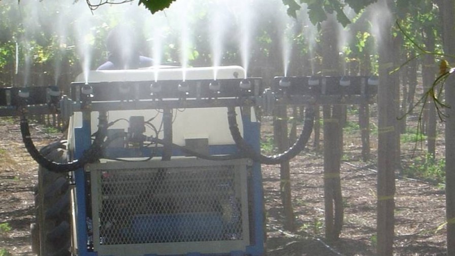 Pulverización electrostática: reduce el uso de agua y mejora la aplicación de fitosanitarios